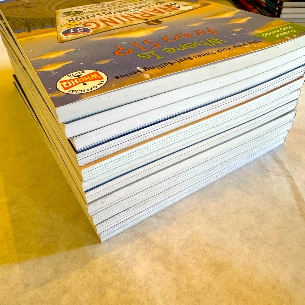 NEW Who HQ History & Landmarks Book Set – 11 Books! Holocaust, Pyramids & More! - Picture 6 of 6
